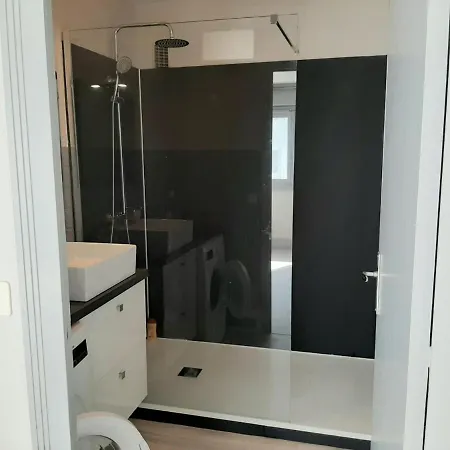 Appartement Confortable En Plein Centre De Saint-Jean-De-Luz, A Deux Pas De La Plage Et Des Commerces - Fr-1-239-586 Buitenkant foto