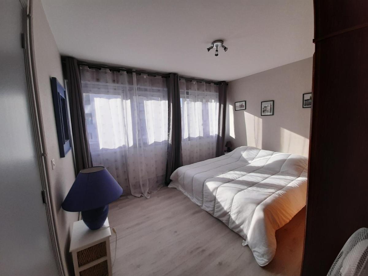 Apartment Confortable En Plein Centre De Saint-jean-de-luz, A Deux Pas De La Et Des Commerces - Fr-1-239-586 *